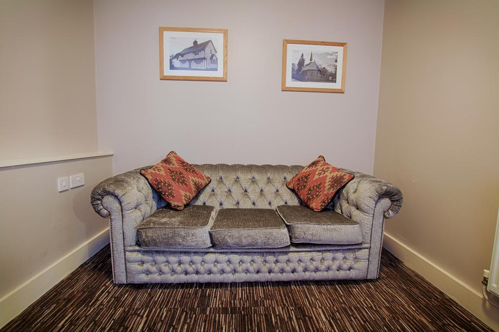 The Saracens Head Hotel Great Dunmow Extérieur photo